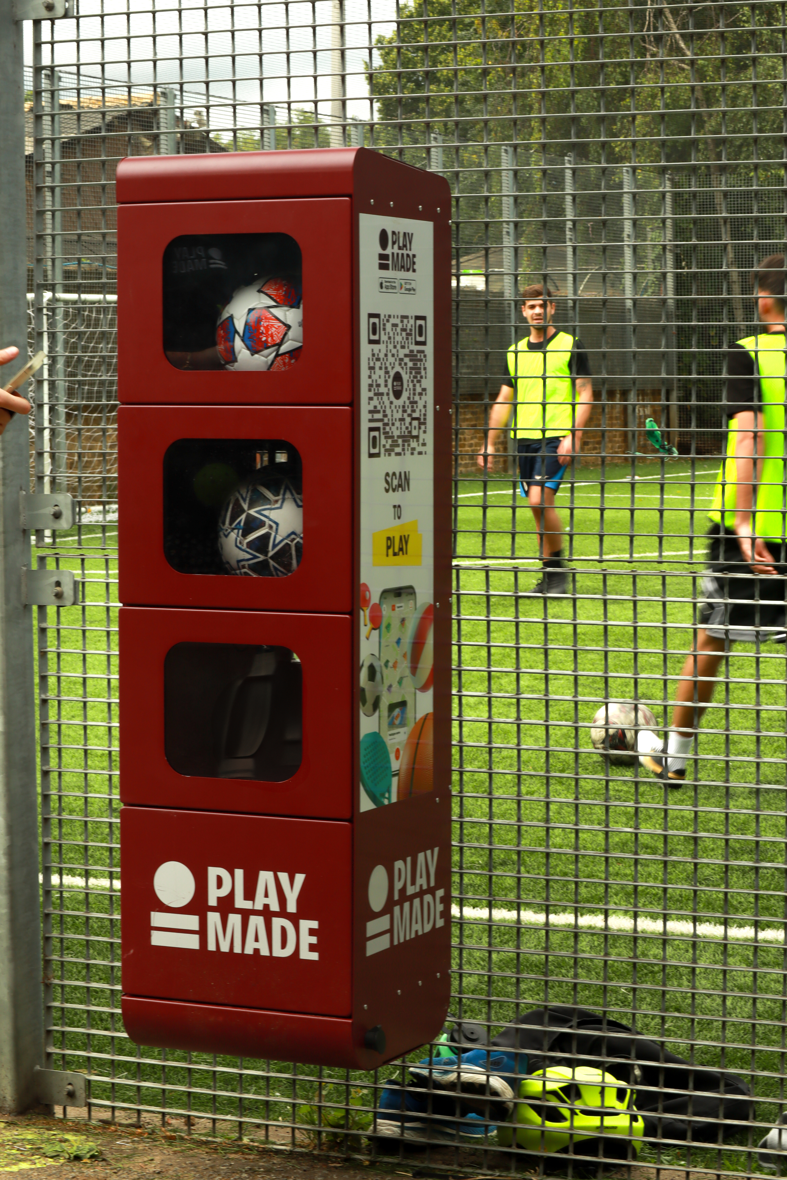 Kids football with Play Made unit